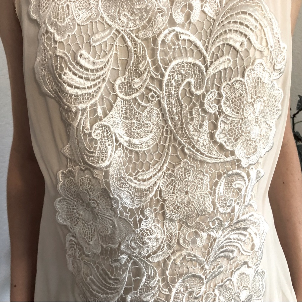White House Black Market blouse - Picture 3 of 4